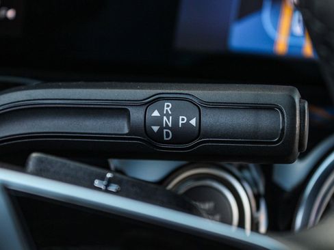 Certified 2025 Mercedes-Benz GLA 250 4MATIC image 26