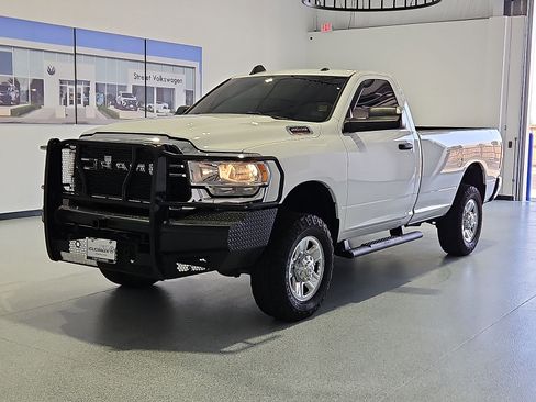 Used 2022 RAM 2500 Tradesman AWD/4WD image 4