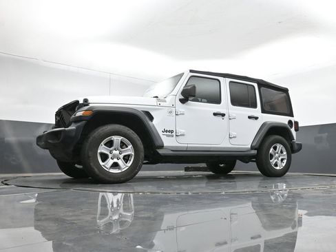 Used 2020 Jeep Wrangler Unlimited Sport S image 38