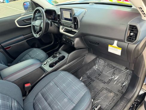 Used 2024 Ford Bronco Sport Heritage w/ Heritage Convenience Package image 13