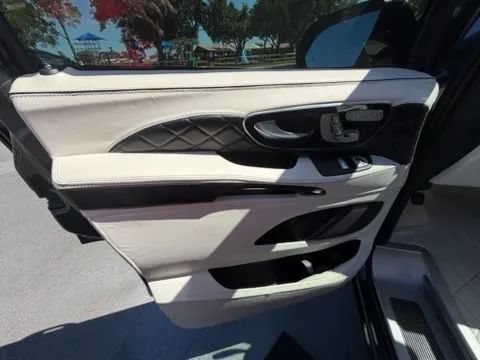 Used 2021 Mercedes-Benz Metris Passenger w/ Premium Safety Package image 61