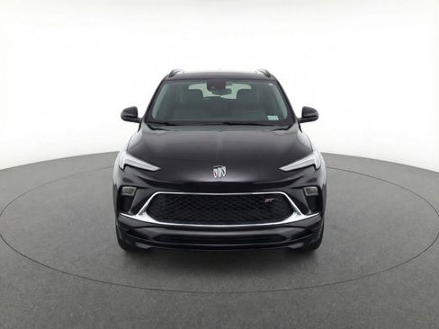 Used 2024 Buick Encore GX Sport Touring image 2