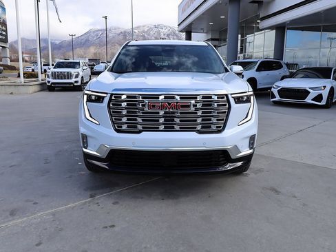 New 2026 GMC Acadia Denali image 9