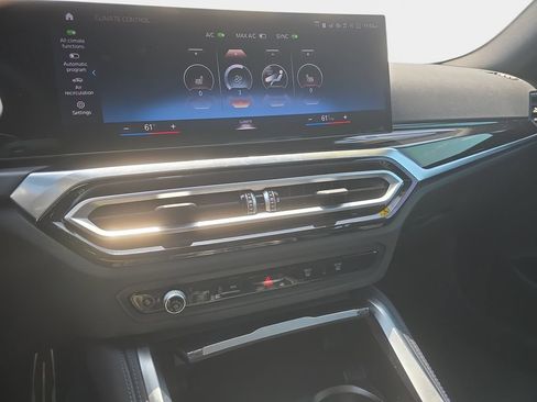 Used 2024 BMW M240i xDrive Coupe AWD/4WD image 18