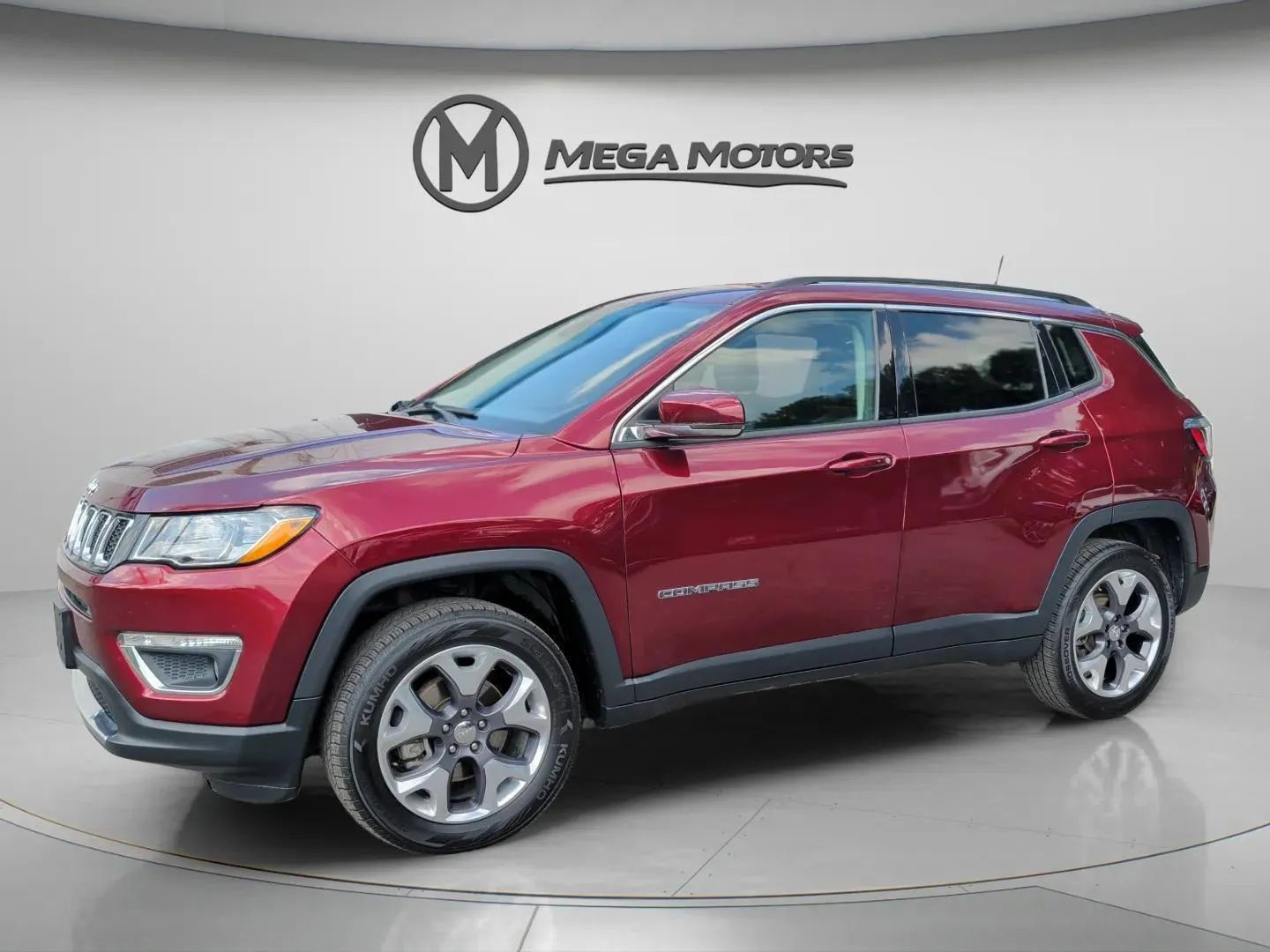 Used 2021 Jeep Compass Limited AWD/4WD image 2