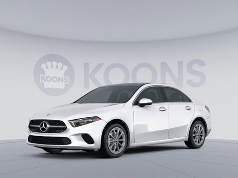 Used 2021 Mercedes-Benz A 220 4MATIC image 1