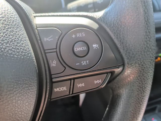 Certified 2025 Toyota RAV4 LE AWD/4WD image 19