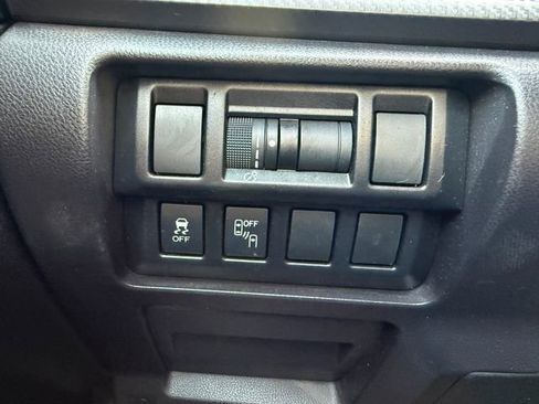 Used 2018 Subaru Impreza 2.0i Sport image 14