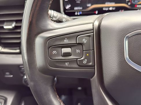 Used 2025 GMC Sierra 2500 AT4 image 33