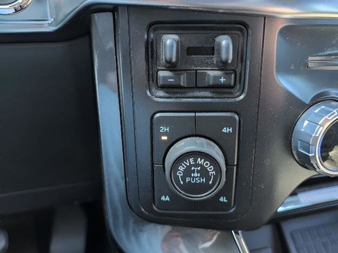 Used 2022 Ford F150 Lariat w/ Equipment Group 502A High image 15