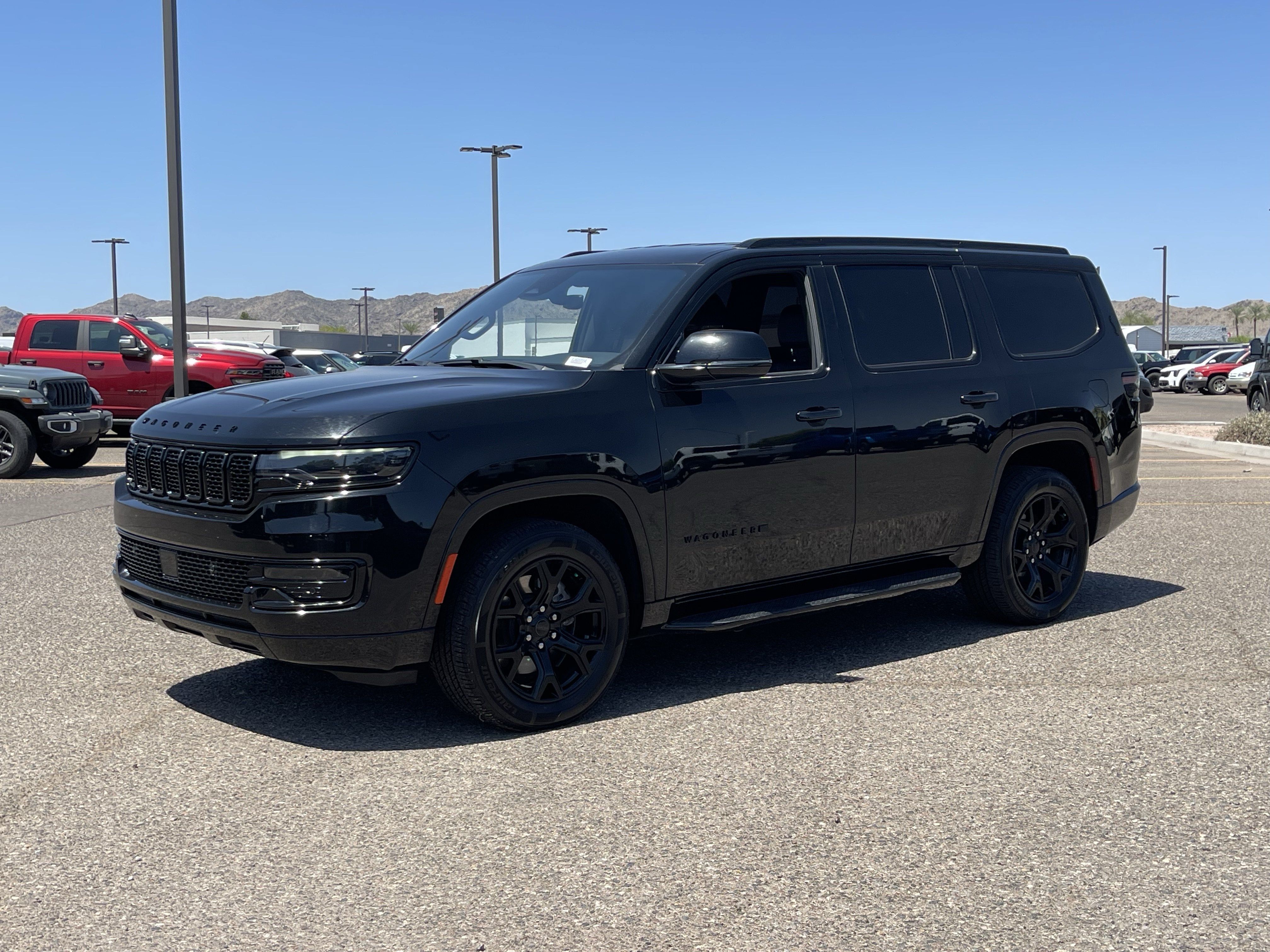 Certified 2025 Jeep Wagoneer Series II AWD/4WD image 2
