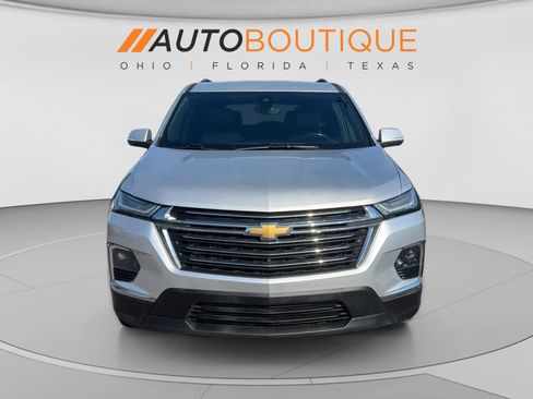 Used 2022 Chevrolet Traverse LT w/ LT Premium Package FWD image 8