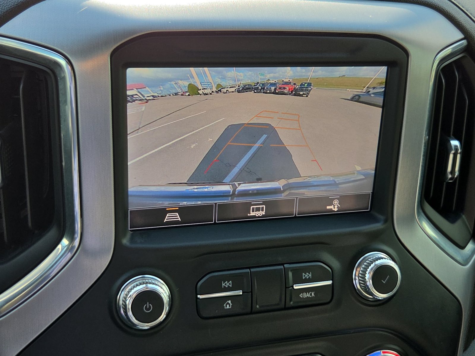 Used 2022 GMC Sierra 1500 SLT AWD/4WD image 14
