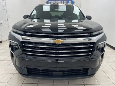 New 2026 Chevrolet Traverse LT w/ Driver Confidence Package AWD/4WD image 17