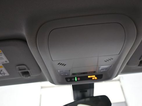 Used 2024 Chevrolet Equinox LS w/ LS Convenience Package image 12