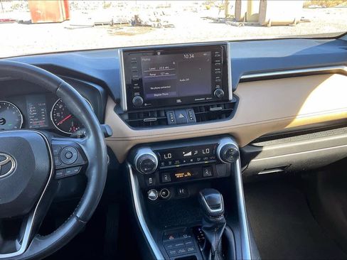 Used 2019 Toyota RAV4 XLE Premium w/ Cold Weather Package image 6