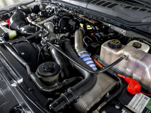 Used 2019 Ford F550 4x4 SuperCab Super Duty image 46