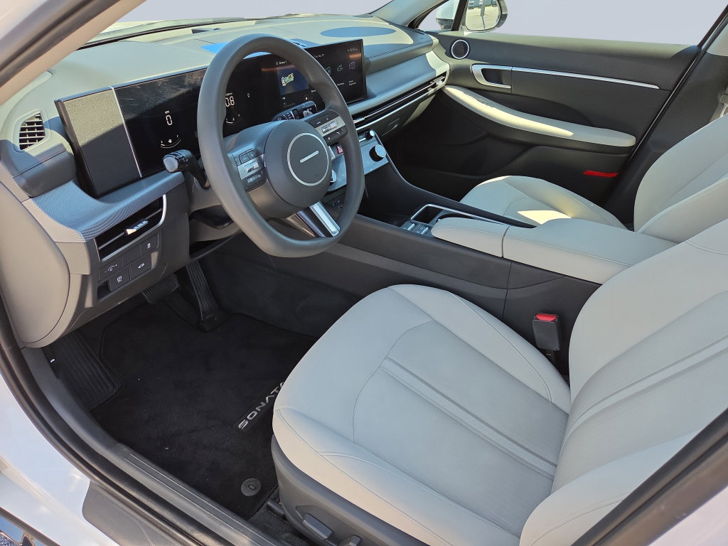 Certified 2024 Hyundai Sonata SEL FWD image 10