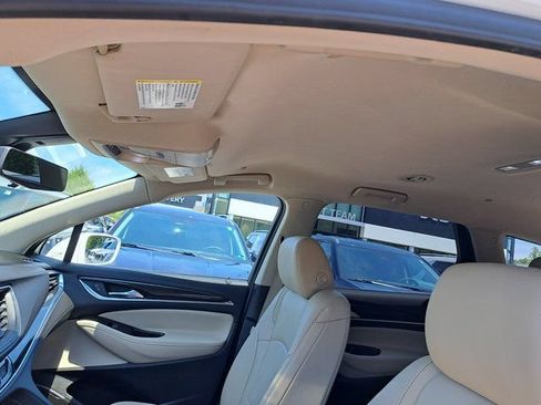 Used 2020 Buick Enclave Essence w/ Sound and Sites Package FWD image 27