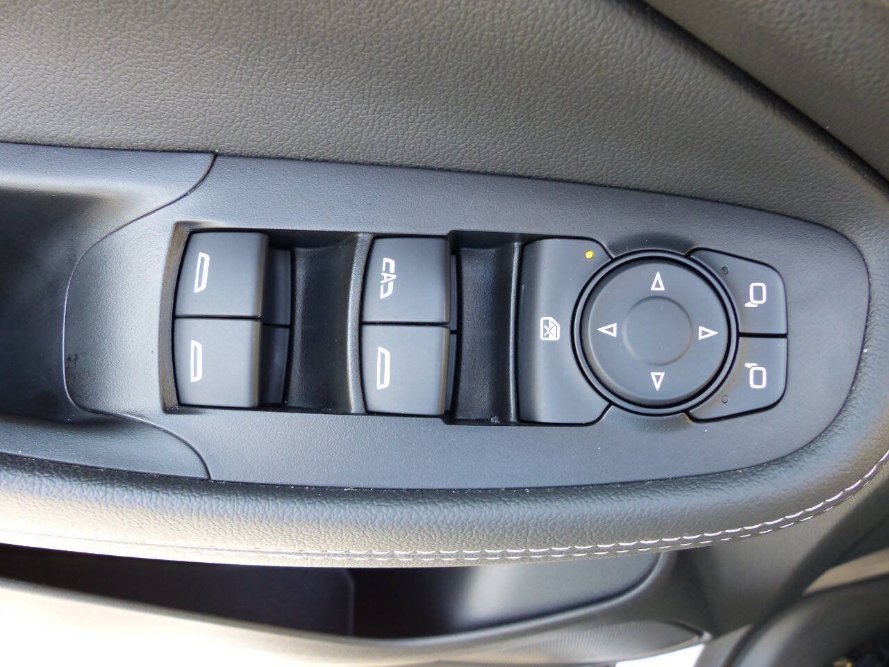 Used 2023 Buick Encore GX Select FWD image 19