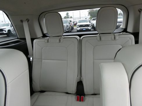 Used 2023 Lincoln Aviator Black Label Grand Touring w/ Class IV Trailer Tow Package image 25