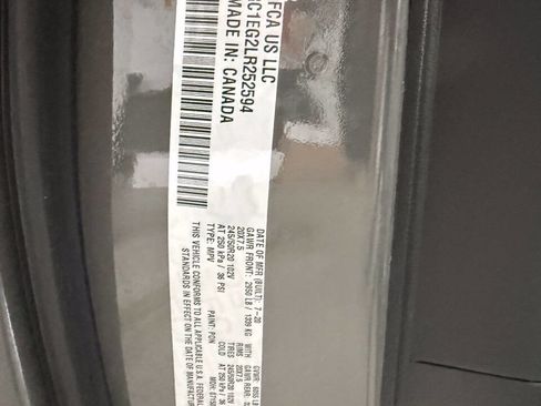 Used 2020 Chrysler Pacifica Touring-L Plus w/ S Appearance Package FWD image 30