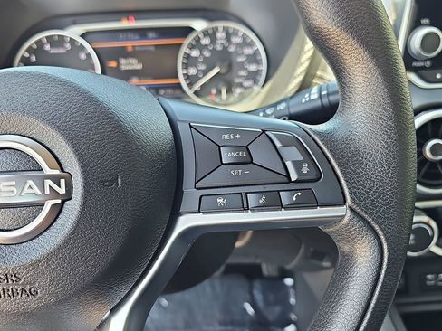 Certified 2024 Nissan Sentra SV FWD image 17
