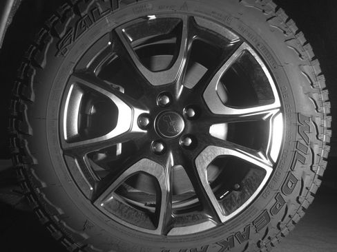 Used 2025 Jeep Compass Trailhawk AWD/4WD image 12