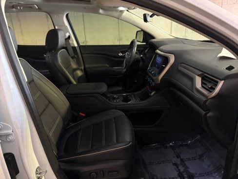 Used 2022 GMC Acadia Denali w/ Denali Ultimate Package AWD/4WD image 32