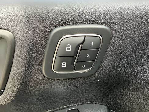 Certified 2023 Ford Escape ST-Line Elite w/ Premium Technology Package AWD/4WD image 24
