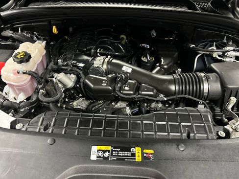 Used 2024 Jeep Grand Cherokee Limited w/ Trailer Tow Package image 27