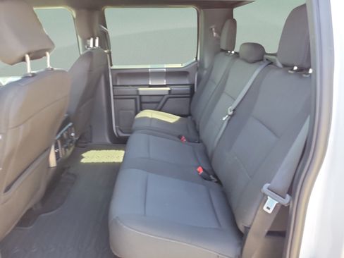 Used 2019 Ford F150 XLT w/ Equipment Group 302A Luxury AWD/4WD image 13