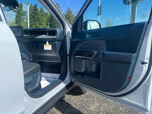 New 2026 Ford Maverick Lariat w/ Black Appearance Package AWD/4WD image 17