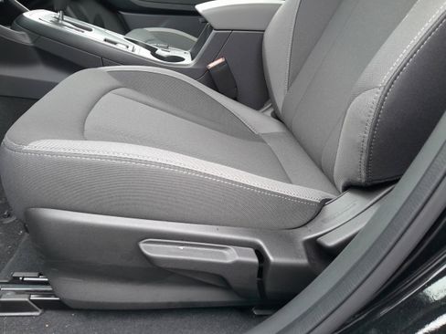 Certified 2025 Subaru Impreza 2.0i image 11