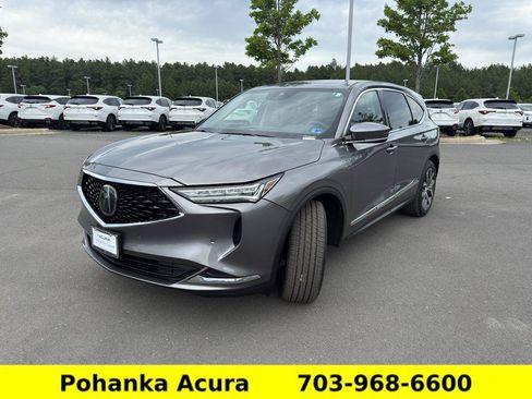 Used 2023 Acura MDX SH-AWD w/ Technology Package image 3