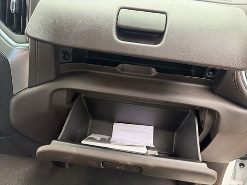 Used 2019 Chevrolet Silverado 1500 LT w/ Texas Edition image 41