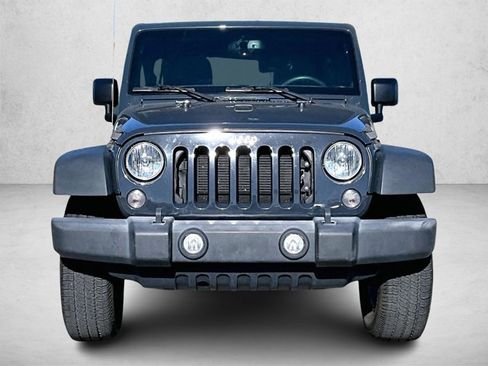 Used 2018 Jeep Wrangler Unlimited Sport S image 3