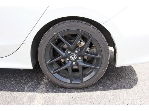 Used 2024 Honda Civic Sport image 31
