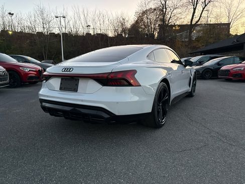 Used 2022 Audi e-tron GT Premium Plus w/ Performance Package image 13