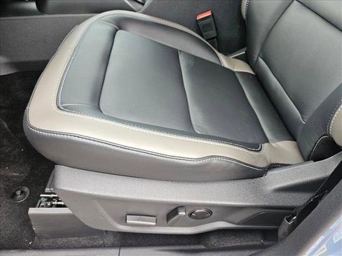 New 2025 Ford Bronco Outer Banks image 4