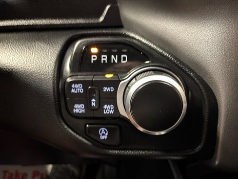 Used 2020 RAM 1500 Big Horn AWD/4WD image 22