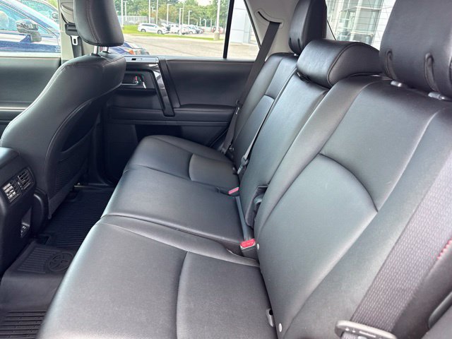Used 2021 Toyota 4Runner Venture w/ Moonroof Package AWD/4WD image 11