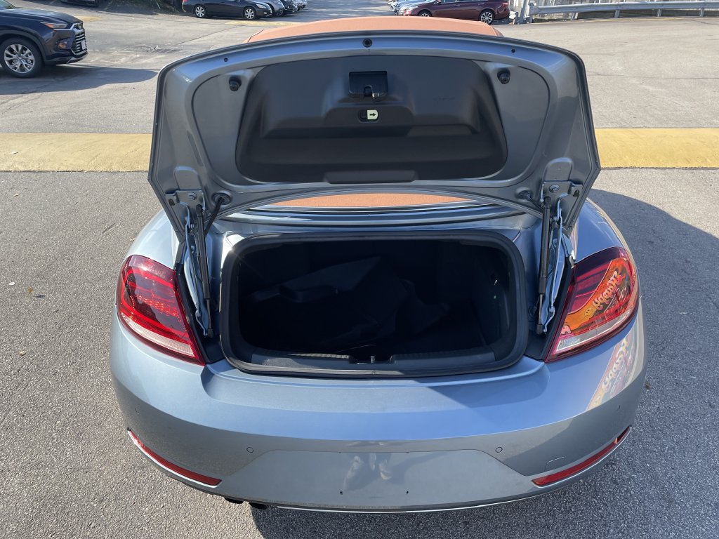 Used 2019 Volkswagen Beetle 2.0T Final Edition SEL FWD image 13