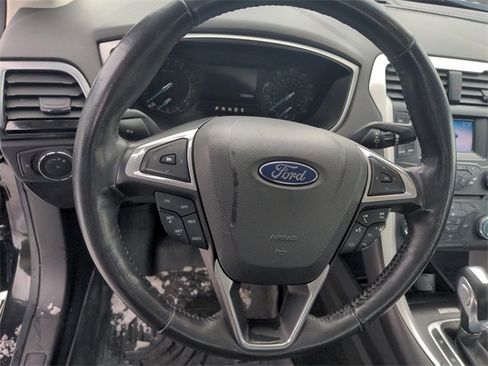 Used 2013 Ford Fusion SE image 19