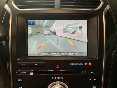 Used 2018 Ford Explorer Sport w/ Equipment Group 401A image 30