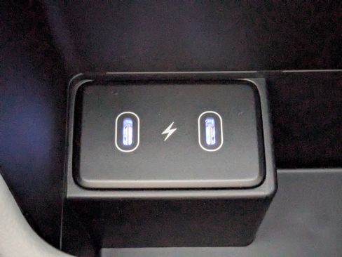 New 2024 Hyundai Kona Limited image 21