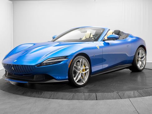 Used 2026 Ferrari Roma Spider RWD image 3