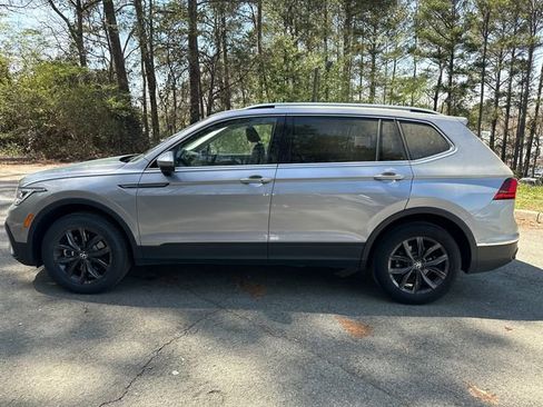 Used 2024 Volkswagen Tiguan Wolfsburg Edition image 8