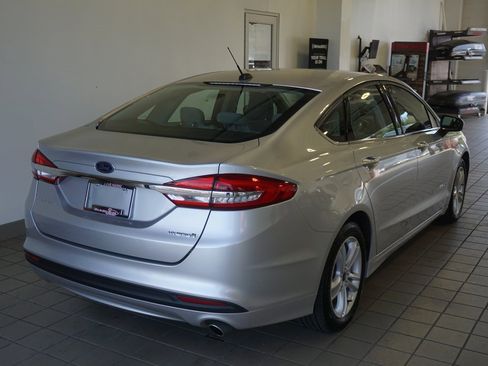 Used 2018 Ford Fusion S image 12