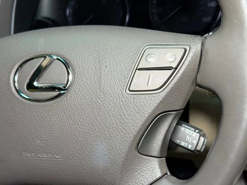 Used 2011 Lexus LS 460 image 37